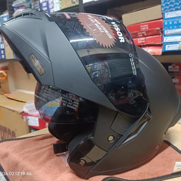 STUDDS "TROOPER DV MATT BLACK" Flip Up Moduler Helmet